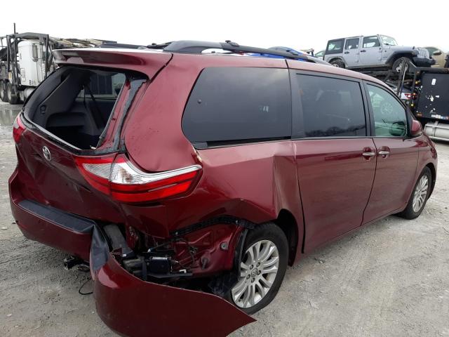 Photo 2 VIN: 5TDYZ3DCXHS847373 - TOYOTA SIENNA XLE 