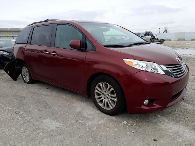 Photo 3 VIN: 5TDYZ3DCXHS847373 - TOYOTA SIENNA XLE 