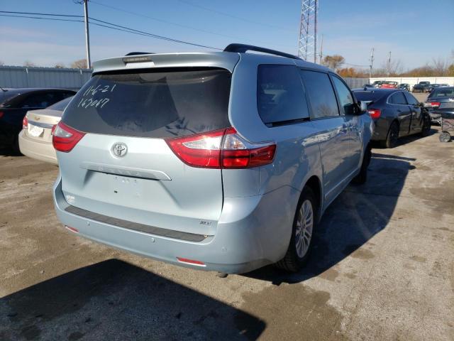 Photo 3 VIN: 5TDYZ3DCXHS861502 - TOYOTA SIENNA XLE 