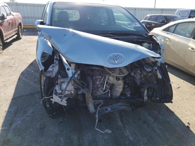 Photo 8 VIN: 5TDYZ3DCXHS861502 - TOYOTA SIENNA XLE 