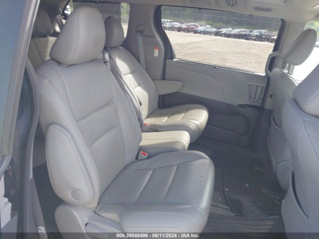 Photo 7 VIN: 5TDYZ3DCXHS862309 - TOYOTA SIENNA 