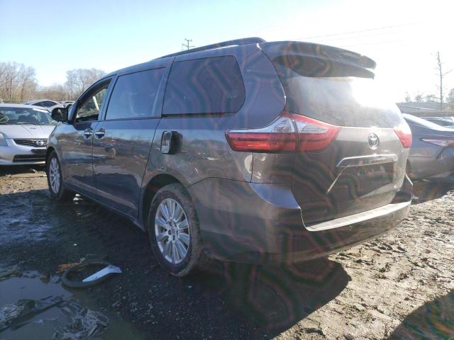 Photo 2 VIN: 5TDYZ3DCXHS870457 - TOYOTA SIENNA XLE 