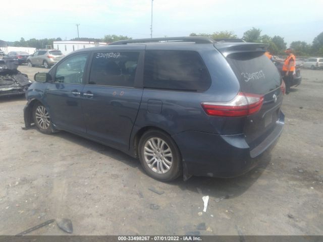 Photo 2 VIN: 5TDYZ3DCXHS877599 - TOYOTA SIENNA 