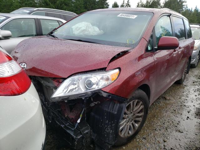 Photo 1 VIN: 5TDYZ3DCXHS882785 - TOYOTA SIENNA XLE 