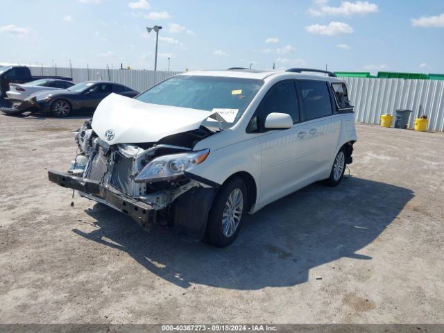 Photo 1 VIN: 5TDYZ3DCXHS883726 - TOYOTA SIENNA 