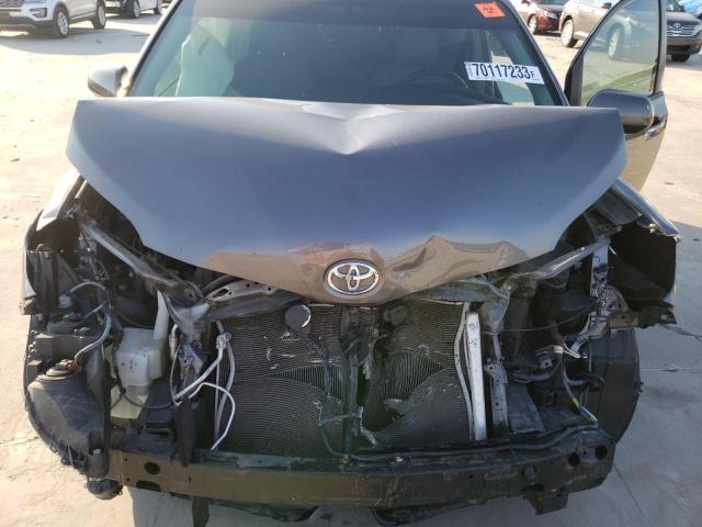 Photo 11 VIN: 5TDYZ3DCXHS884164 - TOYOTA ALL MODELS 