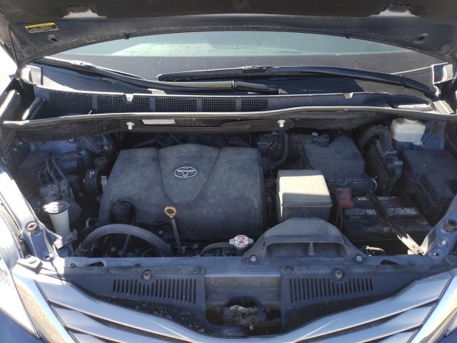 Photo 6 VIN: 5TDYZ3DCXHS891549 - TOYOTA SIENNA XLE 