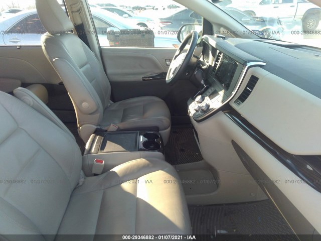 Photo 4 VIN: 5TDYZ3DCXHS892104 - TOYOTA SIENNA 