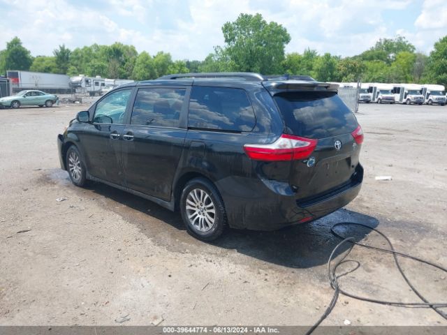 Photo 2 VIN: 5TDYZ3DCXJS909070 - TOYOTA SIENNA 