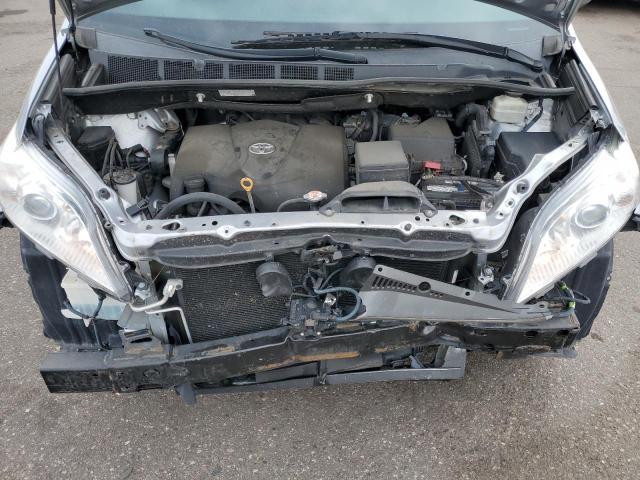 Photo 11 VIN: 5TDYZ3DCXJS914818 - TOYOTA SIENNA XLE 