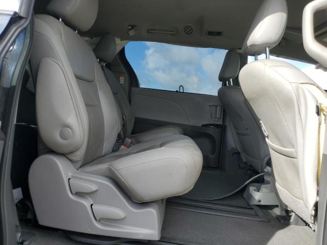 Photo 10 VIN: 5TDYZ3DCXJS926547 - TOYOTA SIENNA XLE 