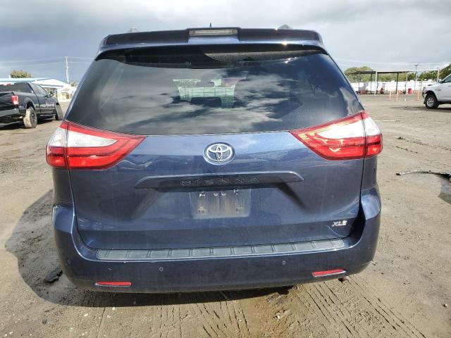 Photo 5 VIN: 5TDYZ3DCXJS926547 - TOYOTA SIENNA XLE 