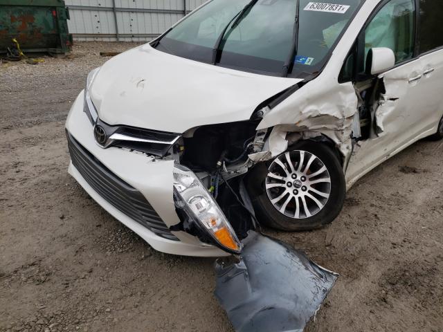 Photo 8 VIN: 5TDYZ3DCXJS936575 - TOYOTA SIENNA XLE 