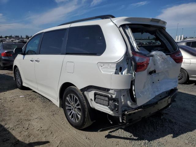 Photo 1 VIN: 5TDYZ3DCXJS948466 - TOYOTA SIENNA XLE 