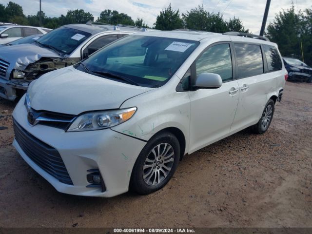 Photo 1 VIN: 5TDYZ3DCXJS960827 - TOYOTA SIENNA 