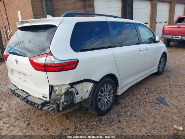 Photo 3 VIN: 5TDYZ3DCXJS960827 - TOYOTA SIENNA 