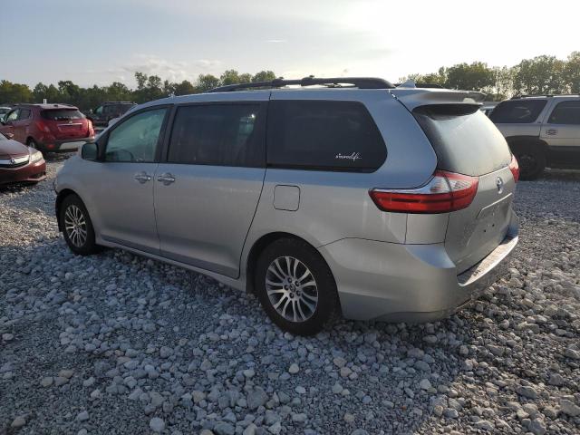 Photo 1 VIN: 5TDYZ3DCXKS011215 - TOYOTA SIENNA XLE 