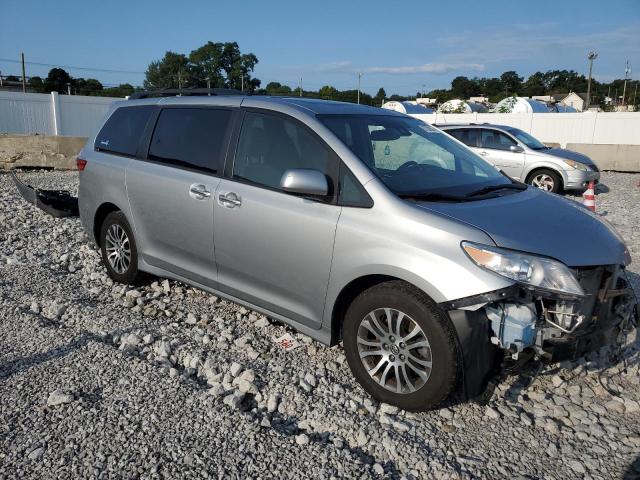 Photo 3 VIN: 5TDYZ3DCXKS011215 - TOYOTA SIENNA XLE 