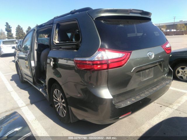 Photo 2 VIN: 5TDYZ3DCXKS018763 - TOYOTA SIENNA 