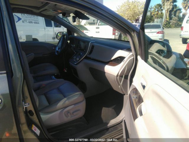 Photo 4 VIN: 5TDYZ3DCXKS018763 - TOYOTA SIENNA 