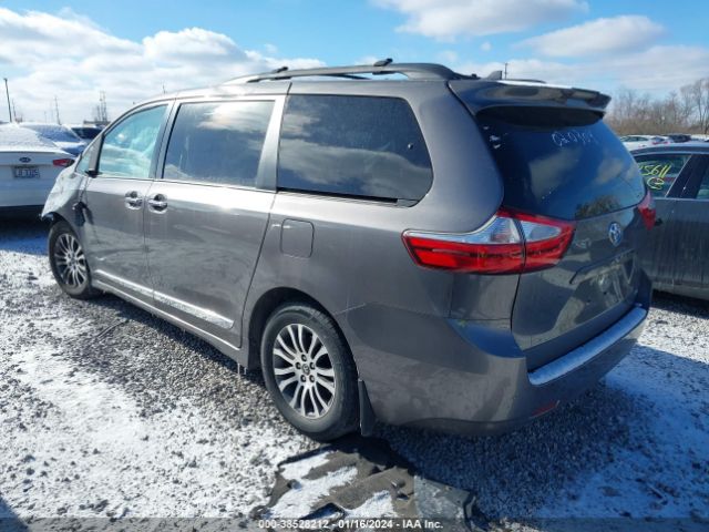 Photo 2 VIN: 5TDYZ3DCXKS020304 - TOYOTA SIENNA 