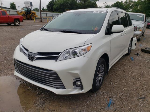 Photo 1 VIN: 5TDYZ3DCXKS984319 - TOYOTA SIENNA XLE 