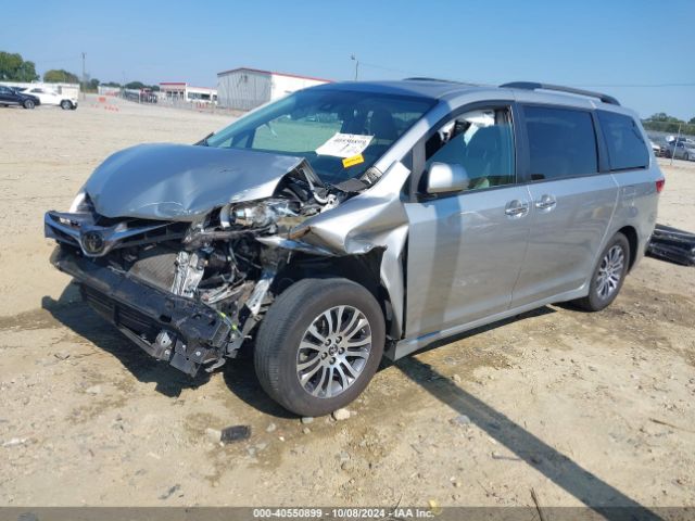 Photo 1 VIN: 5TDYZ3DCXKS987964 - TOYOTA SIENNA 