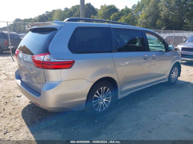 Photo 3 VIN: 5TDYZ3DCXKS987964 - TOYOTA SIENNA 