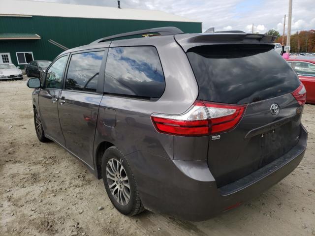 Photo 2 VIN: 5TDYZ3DCXKS989617 - TOYOTA SIENNA XLE 