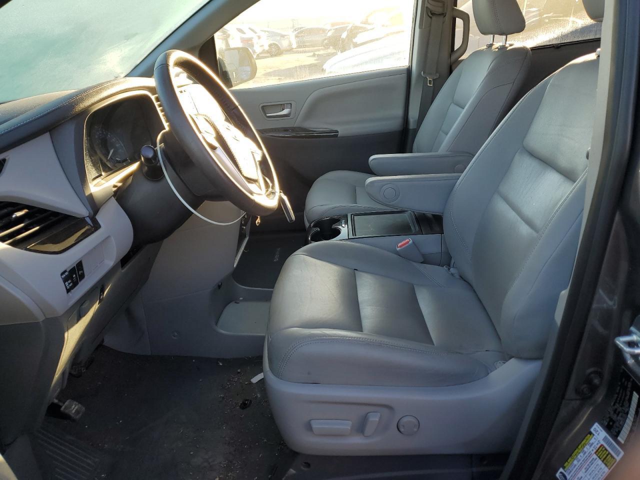 Photo 6 VIN: 5TDYZ3DCXLS025097 - TOYOTA SIENNA 