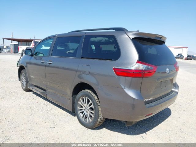 Photo 2 VIN: 5TDYZ3DCXLS030672 - TOYOTA SIENNA 