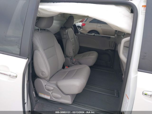 Photo 7 VIN: 5TDYZ3DCXLS045074 - TOYOTA SIENNA 