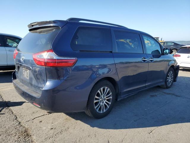 Photo 2 VIN: 5TDYZ3DCXLS058584 - TOYOTA SIENNA XLE 