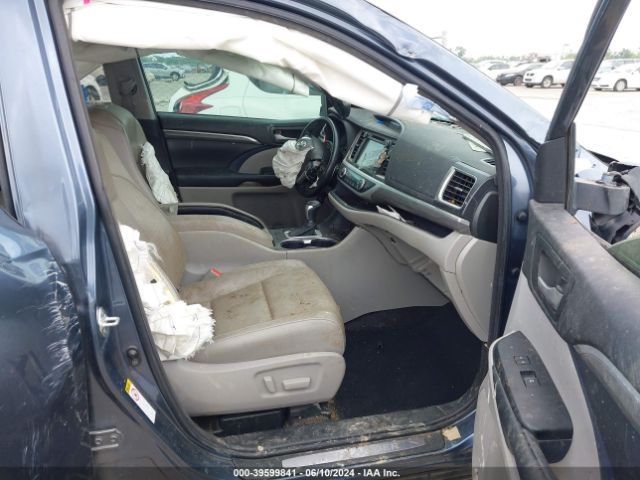 Photo 4 VIN: 5TDYZRFH0JS244658 - TOYOTA HIGHLANDER 