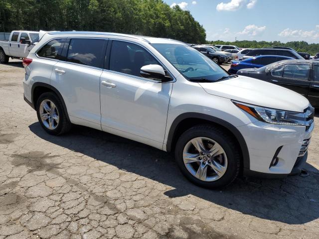 Photo 3 VIN: 5TDYZRFH0JS259774 - TOYOTA HIGHLANDER 