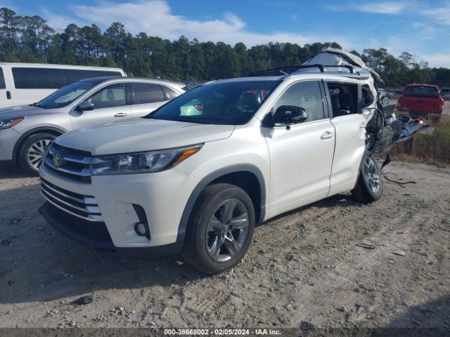 Photo 1 VIN: 5TDYZRFH0JS268829 - TOYOTA HIGHLANDER 