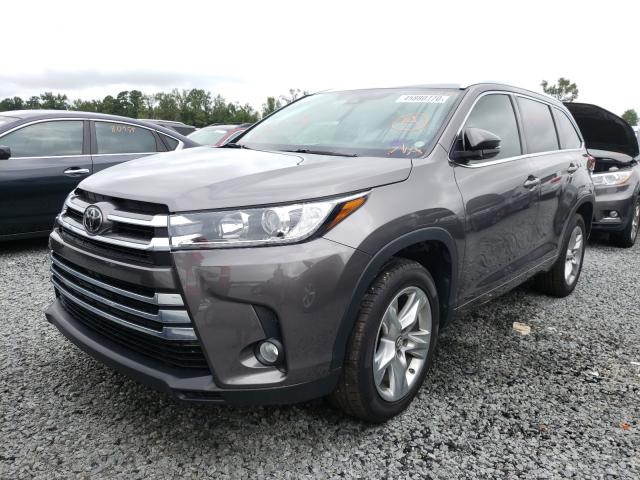 Photo 1 VIN: 5TDYZRFH1HS220749 - TOYOTA HIGHLANDER 