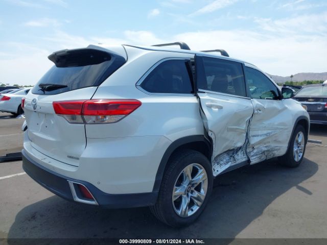 Photo 3 VIN: 5TDYZRFH1JS255622 - TOYOTA HIGHLANDER 