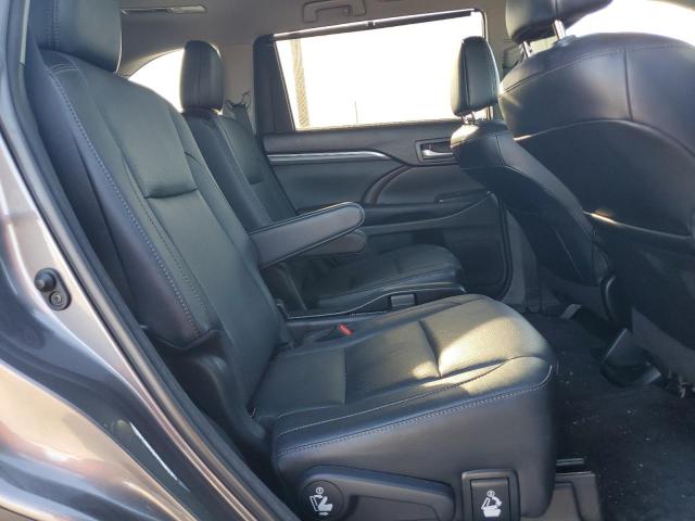 Photo 10 VIN: 5TDYZRFH1JS276566 - TOYOTA HIGHLANDER 