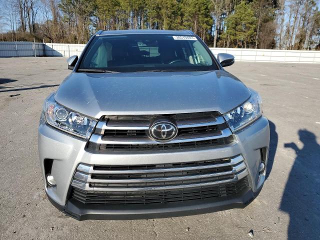 Photo 4 VIN: 5TDYZRFH3JS242113 - TOYOTA HIGHLANDER 