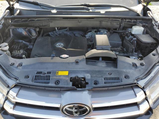 Photo 11 VIN: 5TDYZRFH4JS243190 - TOYOTA HIGHLANDER 