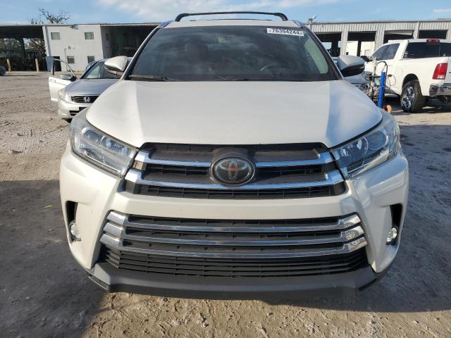 Photo 4 VIN: 5TDYZRFH4JS268848 - TOYOTA HIGHLANDER 