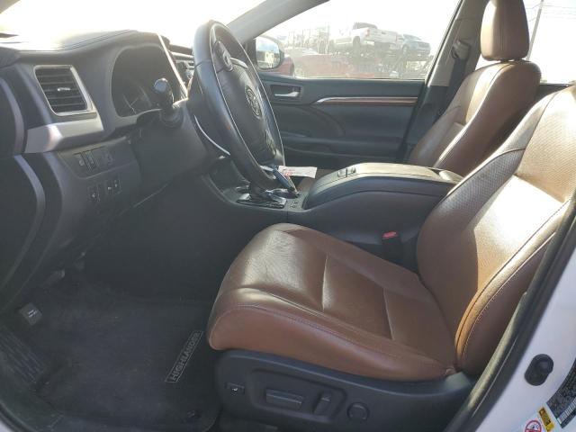 Photo 6 VIN: 5TDYZRFH4JS268848 - TOYOTA HIGHLANDER 