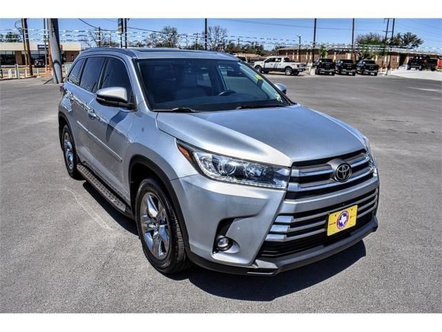 Photo 6 VIN: 5TDYZRFH4KS322473 - TOYOTA HIGHLANDER 