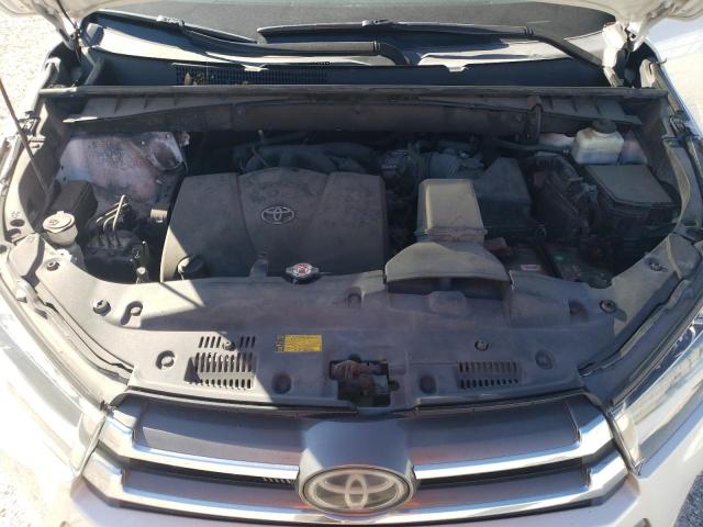 Photo 11 VIN: 5TDYZRFH5JS270592 - TOYOTA HIGHLANDER 