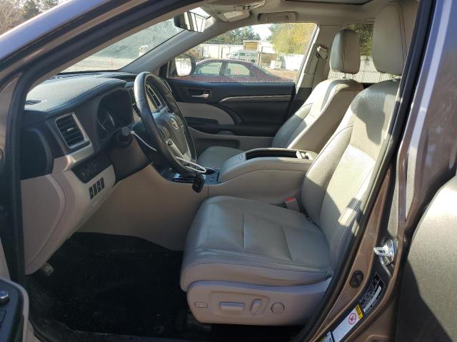 Photo 6 VIN: 5TDYZRFH8JS264477 - TOYOTA HIGHLANDER 