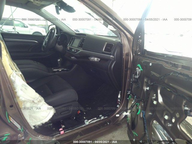 Photo 4 VIN: 5TDYZRFHXKS326141 - TOYOTA HIGHLANDER 