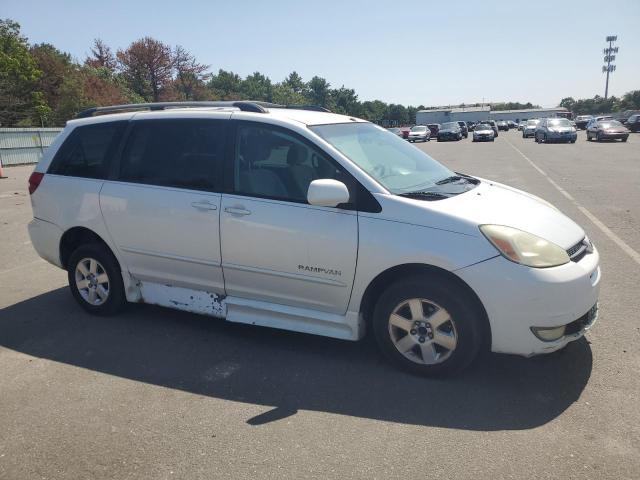 Photo 3 VIN: 5TDZA22C04S196659 - TOYOTA SIENNA XLE 