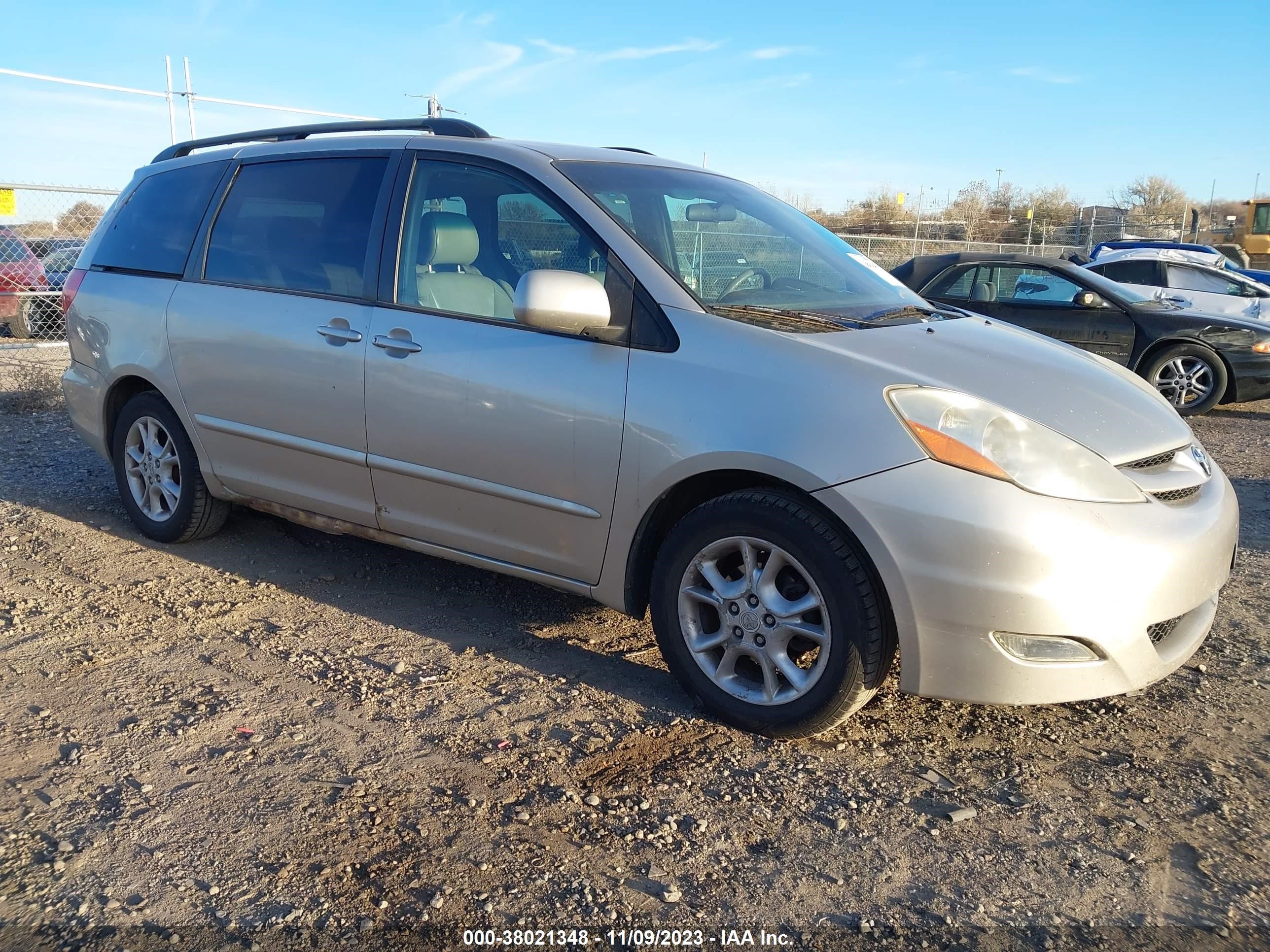 Photo 0 VIN: 5TDZA22C06S462118 - TOYOTA SIENNA 