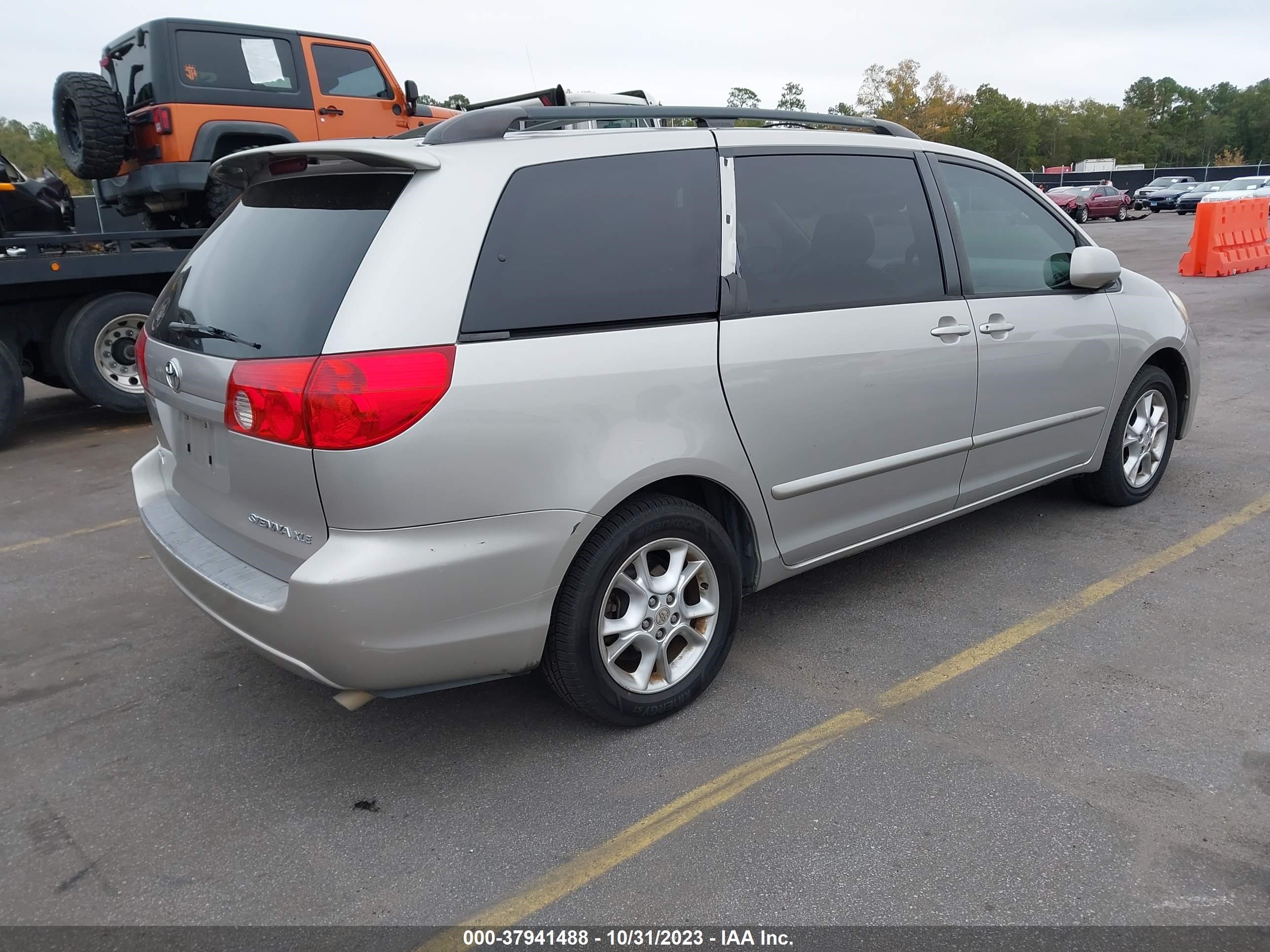 Photo 3 VIN: 5TDZA22C06S485091 - TOYOTA SIENNA 